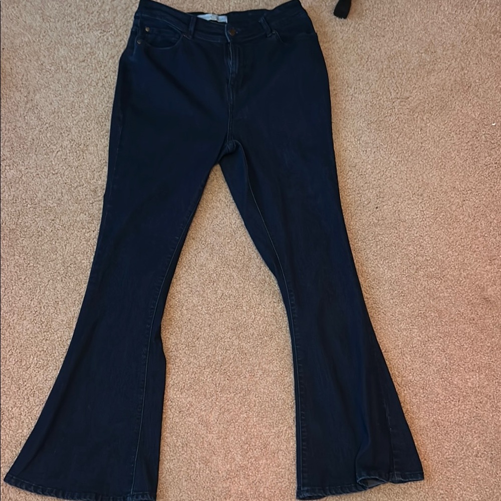 Women's Flared Black Jeans
